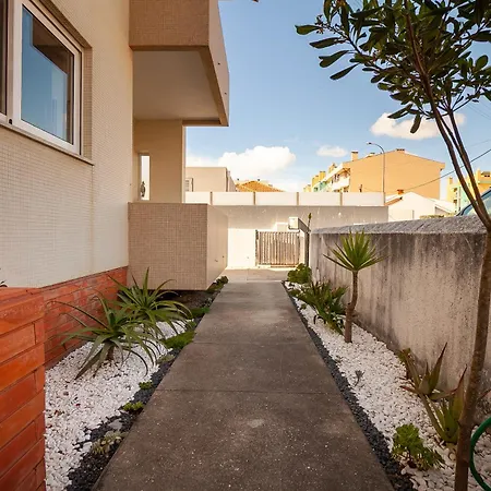 Lucky House Apartment